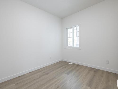 7135 177 Avenue, Edmonton, AB - Indoor Photo Showing Other Room