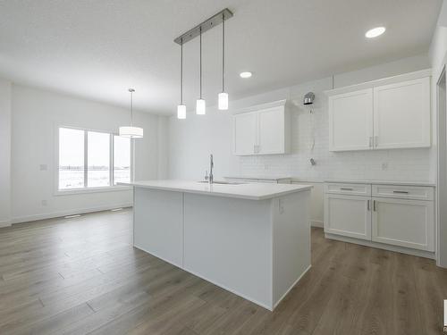 7135 177 Avenue, Edmonton, AB - Indoor Photo Showing Kitchen With Upgraded Kitchen