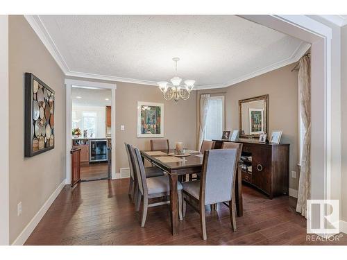 805 Proctor Wynd, Edmonton, AB - Indoor Photo Showing Dining Room