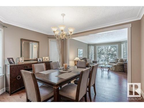 805 Proctor Wynd, Edmonton, AB - Indoor Photo Showing Dining Room