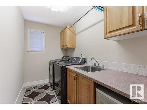 805 Proctor Wynd, Edmonton, AB - Indoor Photo Showing Laundry Room