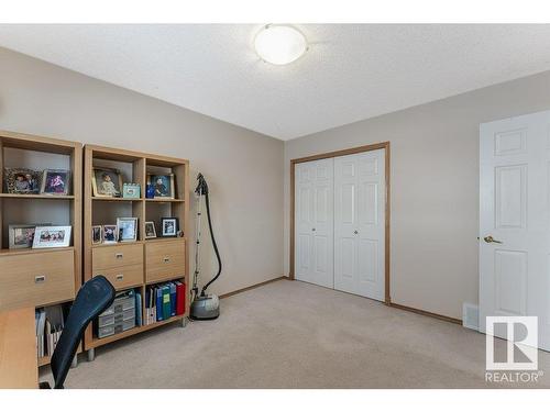 805 Proctor Wynd, Edmonton, AB - Indoor