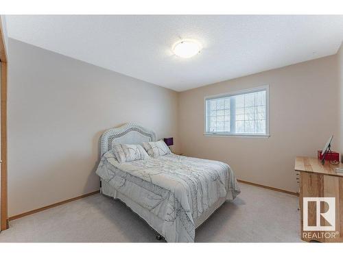 805 Proctor Wynd, Edmonton, AB - Indoor Photo Showing Bedroom