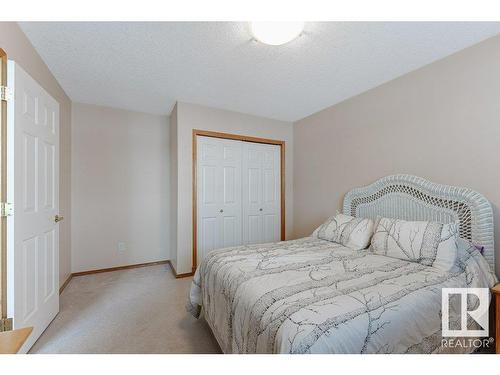 805 Proctor Wynd, Edmonton, AB - Indoor Photo Showing Bedroom