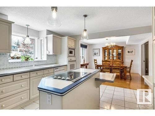 41 Wheatstone Crescent, St. Albert, AB - Indoor Photo Showing Kitchen