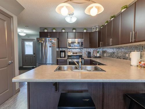 3 2005 70 Street, Edmonton, AB - Indoor Photo Showing Kitchen With Double Sink With Upgraded Kitchen