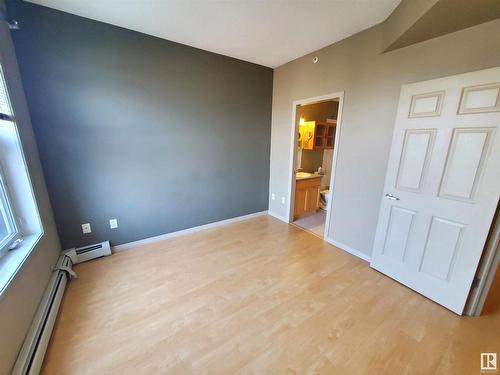 1-311 4245 139 Avenue, Edmonton, AB - Indoor Photo Showing Other Room