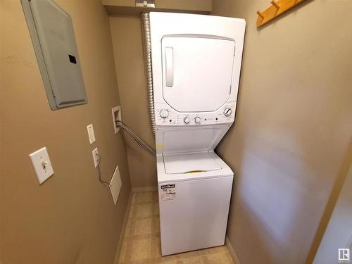 1-311 4245 139 Avenue, Edmonton, AB - Indoor Photo Showing Laundry Room