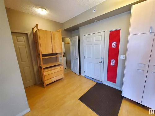 1-311 4245 139 Avenue, Edmonton, AB - Indoor Photo Showing Other Room