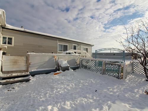 5310 55 Avenue, Clyde, AB 