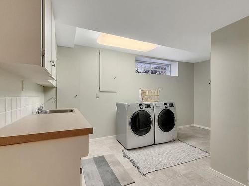 5719 114A Street, Edmonton, AB - Indoor Photo Showing Laundry Room