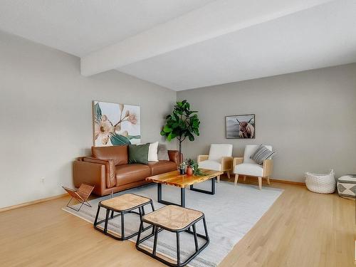 5719 114A Street, Edmonton, AB - Indoor Photo Showing Living Room