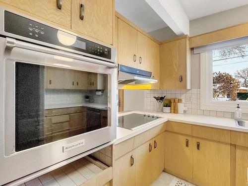 5719 114A Street, Edmonton, AB - Indoor Photo Showing Kitchen