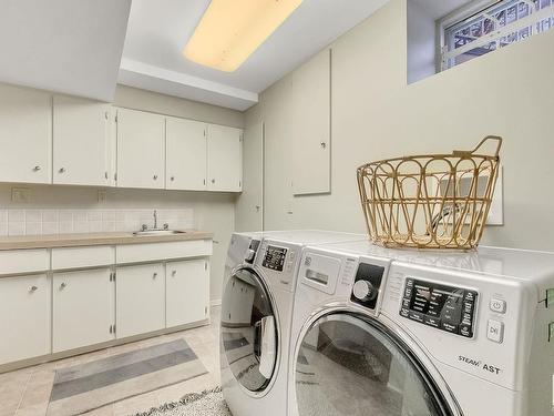 5719 114A Street, Edmonton, AB - Indoor Photo Showing Laundry Room