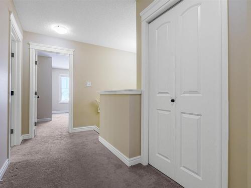 2304 Casey Crescent, Edmonton, AB - Indoor Photo Showing Other Room