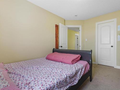 2304 Casey Crescent, Edmonton, AB - Indoor Photo Showing Bedroom