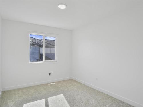 22825 82A Avenue, Edmonton, AB - Indoor Photo Showing Other Room