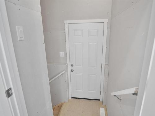 22825 82A Avenue, Edmonton, AB - Indoor Photo Showing Other Room