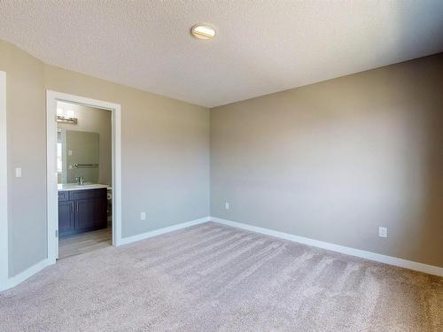 3704 2 St, Edmonton, AB - Indoor Photo Showing Other Room