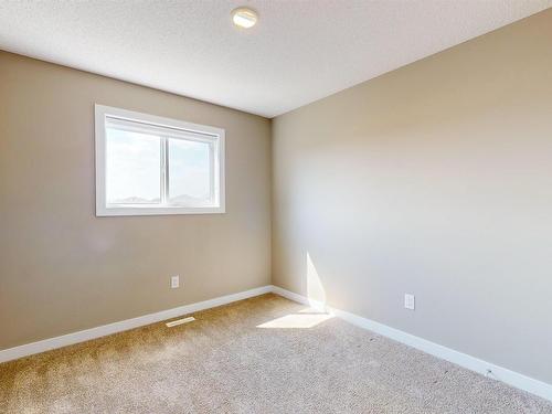 3704 2 St, Edmonton, AB - Indoor Photo Showing Other Room