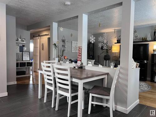 66 Grosvenor Boulevard, St. Albert, AB - Indoor Photo Showing Dining Room