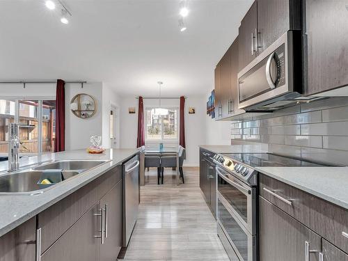 4403 5 Street, Edmonton, AB - Indoor Photo Showing Kitchen With Double Sink With Upgraded Kitchen