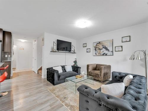 4403 5 Street, Edmonton, AB - Indoor Photo Showing Living Room