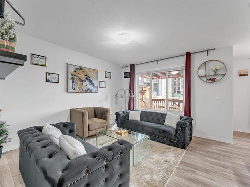 4403 5 Street, Edmonton, AB - Indoor Photo Showing Living Room