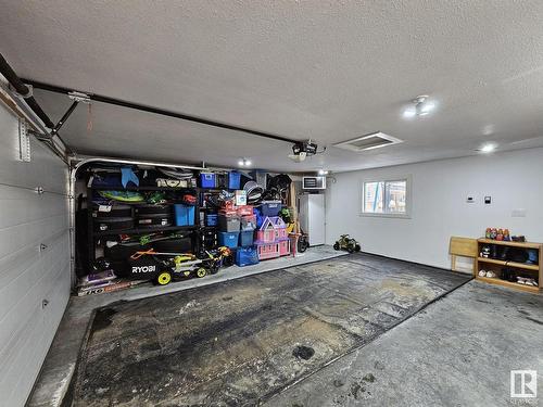 4135 43 Avenue, Drayton Valley, AB - Indoor Photo Showing Garage