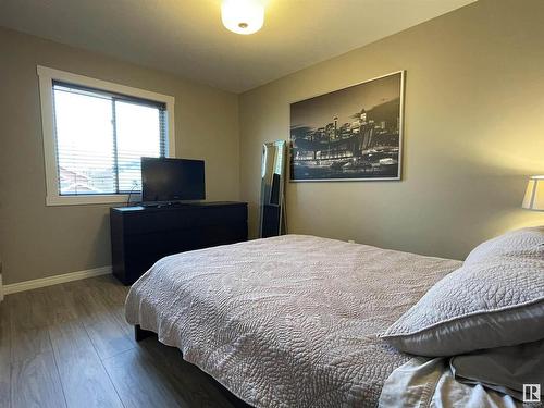 4135 43 Avenue, Drayton Valley, AB - Indoor Photo Showing Bedroom