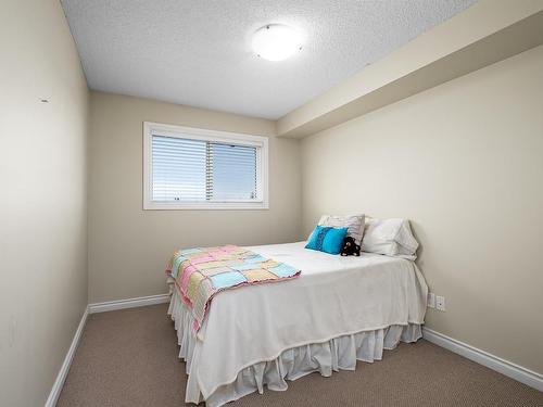 404A 6 Spruce Ridge Drive, Spruce Grove, AB - Indoor Photo Showing Bedroom