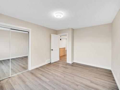 2118 38 Street, Edmonton, AB - Indoor Photo Showing Other Room