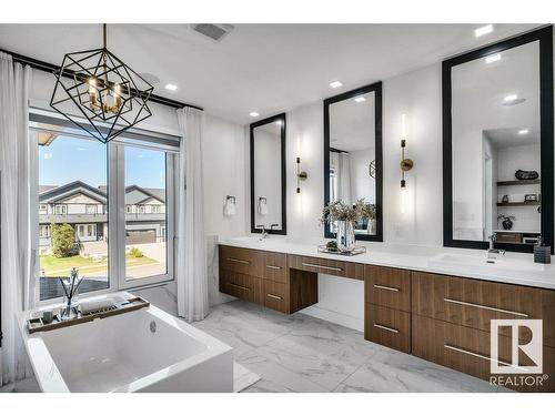 5819 28 Street, Rural Leduc County, AB - Indoor Photo Showing Bathroom