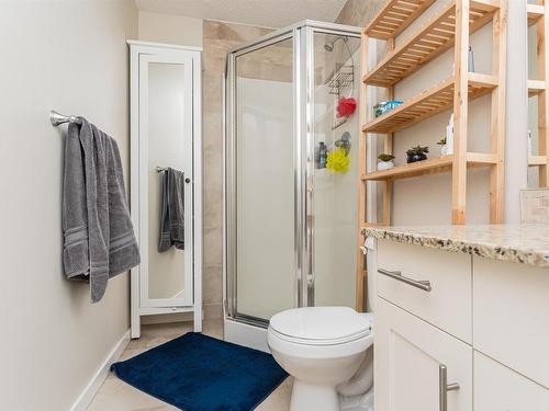 304 10524 77 Avenue, Edmonton, AB - Indoor Photo Showing Bathroom