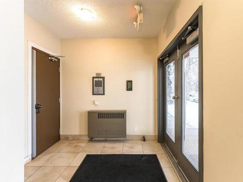 304 10524 77 Avenue, Edmonton, AB - Indoor Photo Showing Other Room