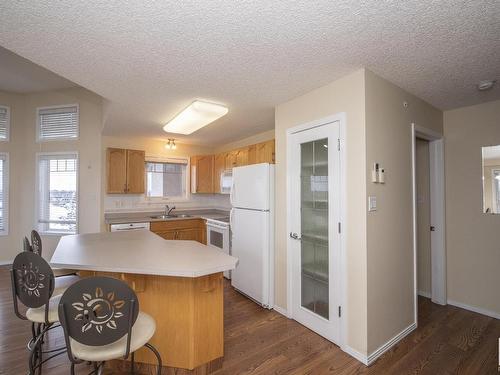 417 2420 108 Street Nw, Edmonton, AB - Indoor Photo Showing Kitchen