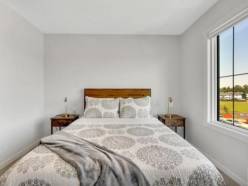 164 Secord Drive, Edmonton, AB - Indoor Photo Showing Bedroom