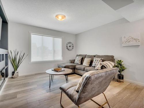 164 Secord Drive, Edmonton, AB - Indoor Photo Showing Living Room