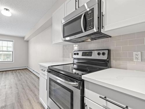 315 105 Ambleside Drive, Edmonton, AB - Indoor Photo Showing Kitchen