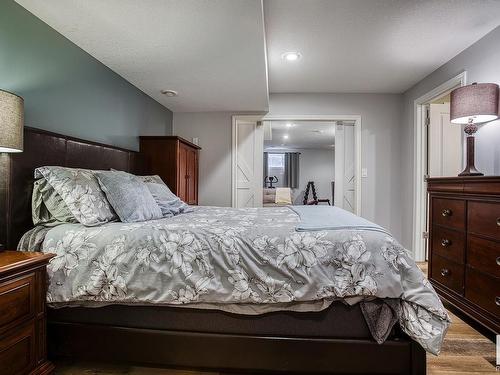 4893 Terwillegar Common, Edmonton, AB - Indoor Photo Showing Bedroom