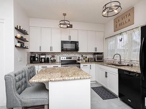 4893 Terwillegar Common, Edmonton, AB - Indoor Photo Showing Kitchen With Upgraded Kitchen