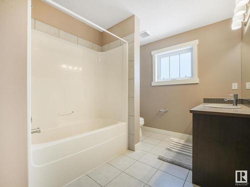 123 401 Southfork Drive, Leduc, AB - Indoor Photo Showing Bathroom