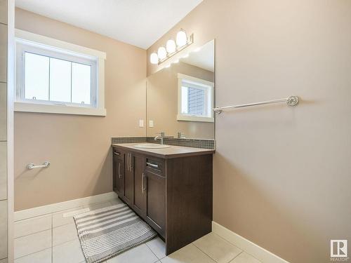 123 401 Southfork Drive, Leduc, AB - Indoor Photo Showing Bathroom