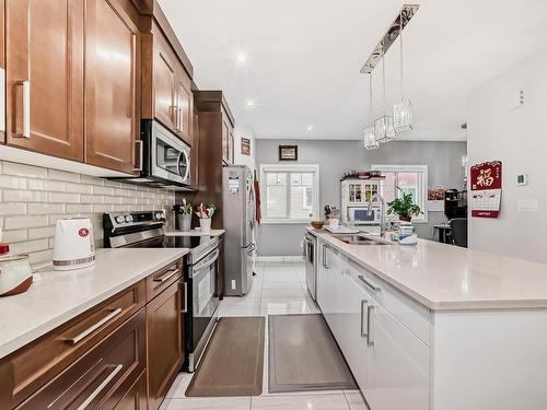 24 2803 14 Avenue, Edmonton, AB - Indoor Photo Showing Kitchen With Upgraded Kitchen