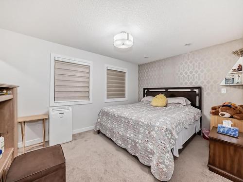 24 2803 14 Avenue, Edmonton, AB - Indoor Photo Showing Bedroom