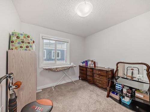 24 2803 14 Avenue, Edmonton, AB - Indoor