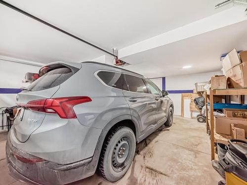 24 2803 14 Avenue, Edmonton, AB - Indoor Photo Showing Garage