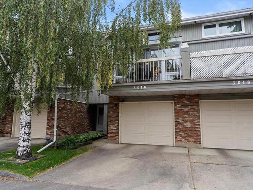 3016 108 Street, Edmonton, AB - Outdoor