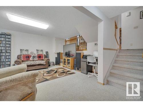 229 Northmount Drive, Wetaskiwin, AB - Indoor