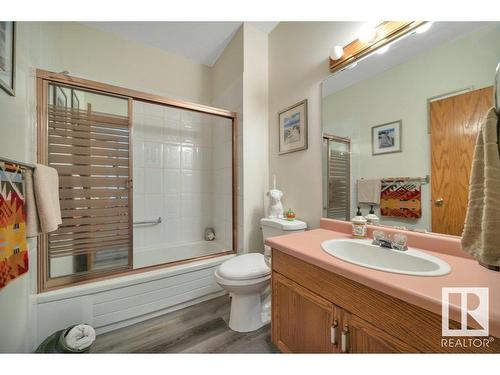 229 Northmount Drive, Wetaskiwin, AB - Indoor Photo Showing Bathroom